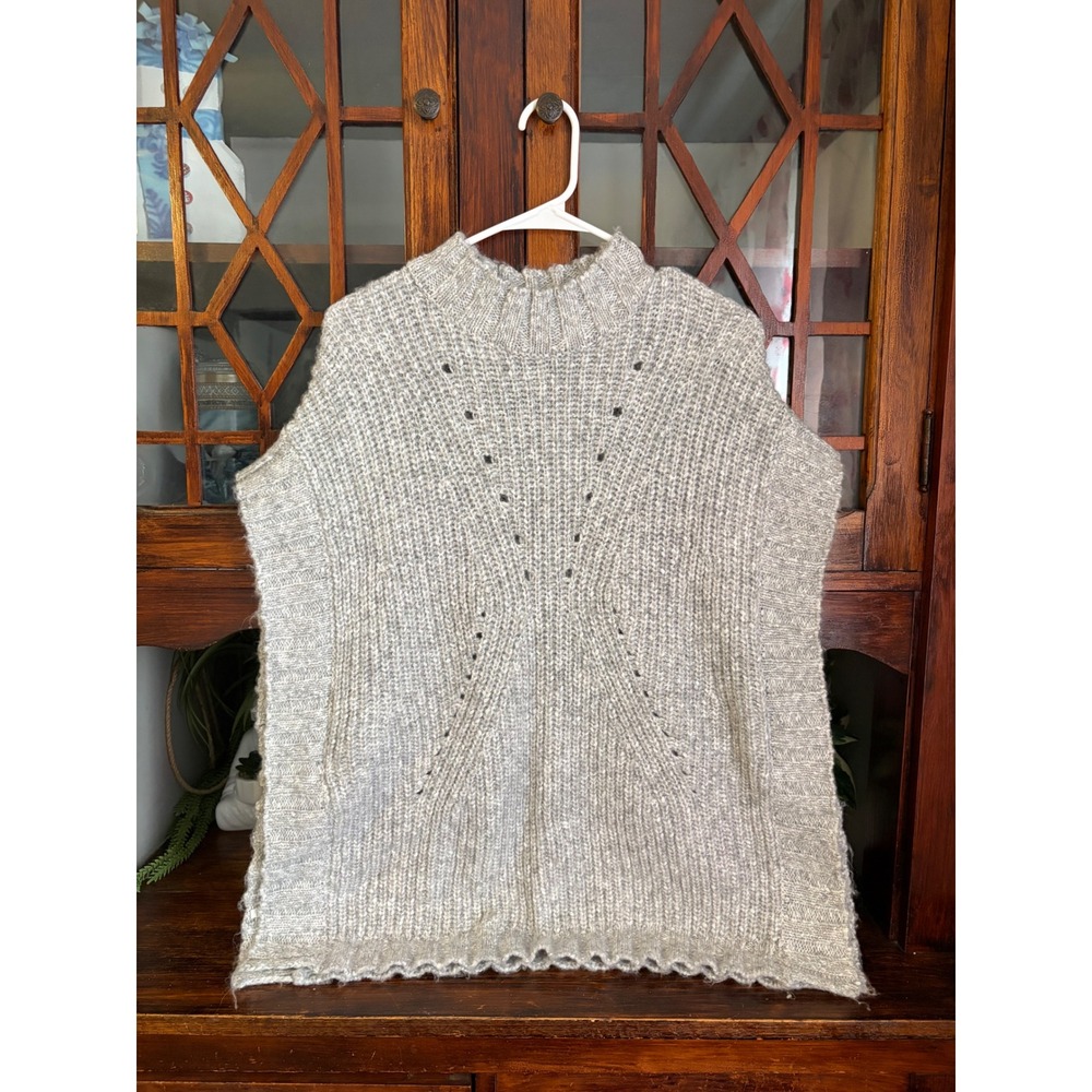 Aerie‎ Grey Chunky Knit Mock Neck Sleeveless Sweater Vest Medium